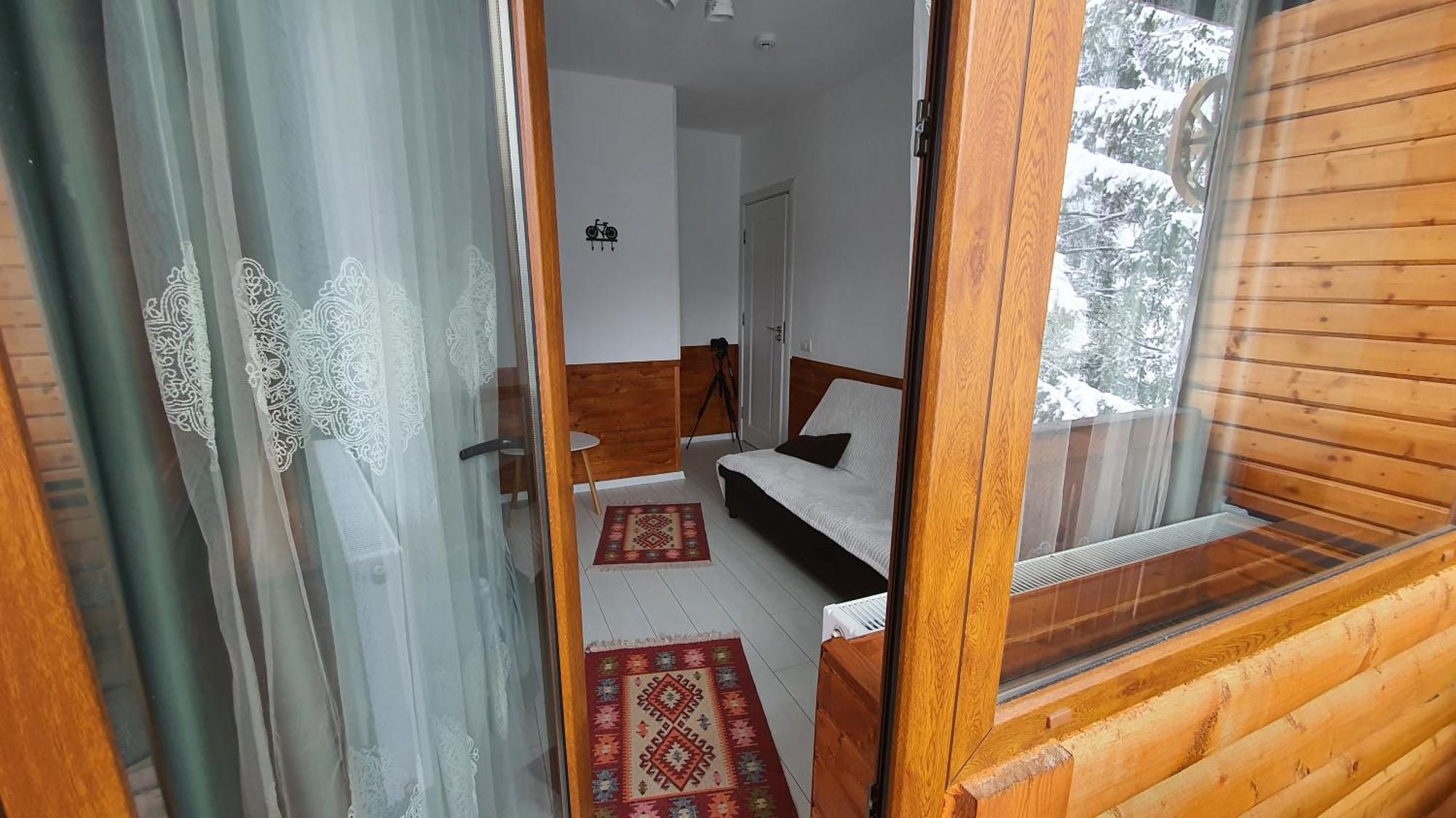 Cabana "Trei Brazi " Retezat Rîu de Mori Buitenkant foto